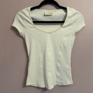 Maeve Short Sleeve Scoop Neck Tee in Off-White